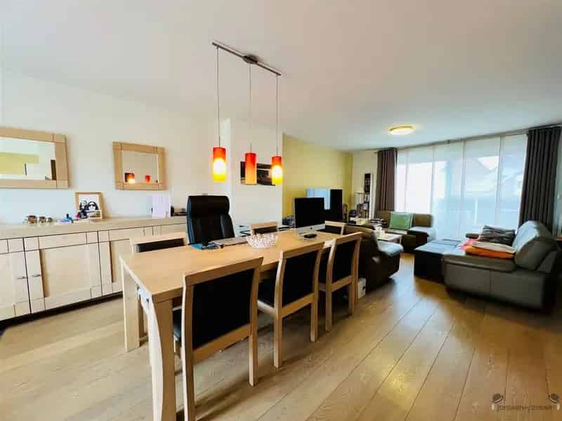 Huis te huur: Instapklare woning met 4 slaapkamers en garage