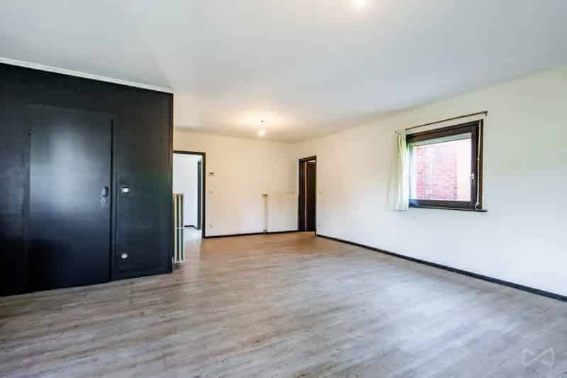 Huis te koop Wavre: 3 slaapkamers, 120m², tuin, garage