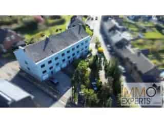 Handelsfonds Seilles: 3 Huizen 2 Appartementen te renoveren