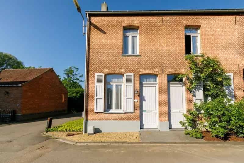 Woning te koop Booischot: 2 slaapkamers, tuin, 2 autostaanplaatsen