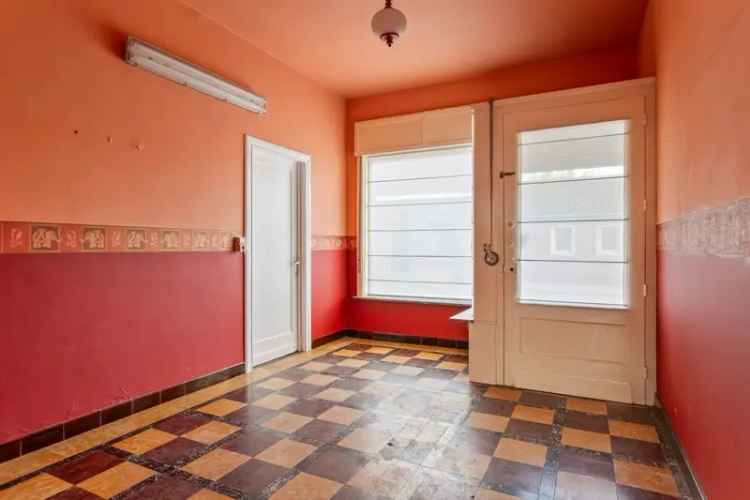 Op te frissen woning te koop nabij centrum Wakken