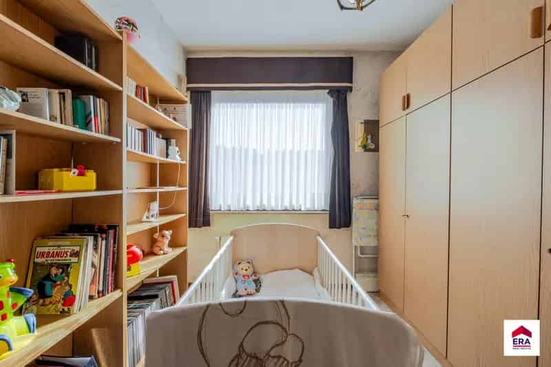 Huis te huur: Ruime Bel-Etage met 5 slaapkamers en tuin