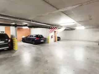 Parking te Huur Sint-Jans-Molenbeek - Veilige Overdekte Parking