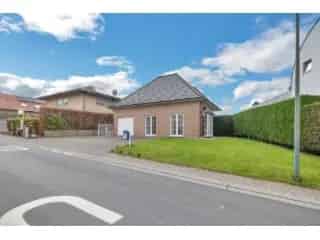 Huis te koop Roosdaal - 4 Slaapkamers, Garage, Rustige ligging