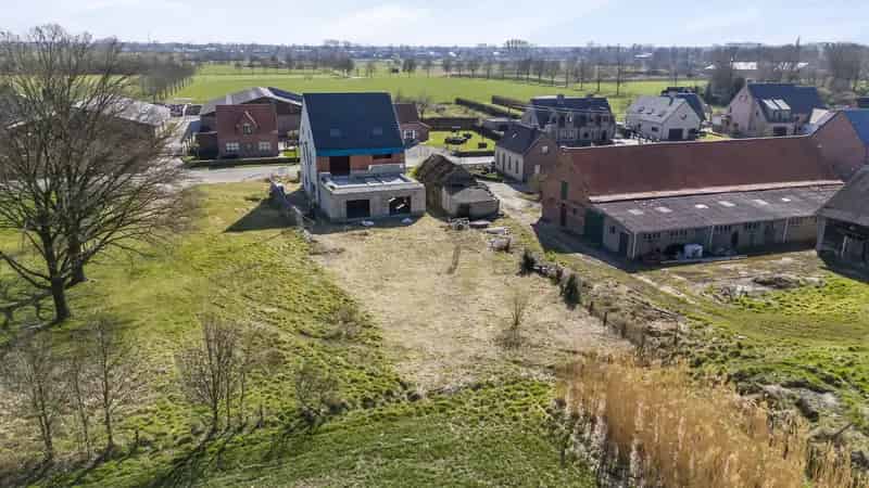 Huis te koop Sint-Gillis-Waas: Ruime Casco woning 6 slaapkamers