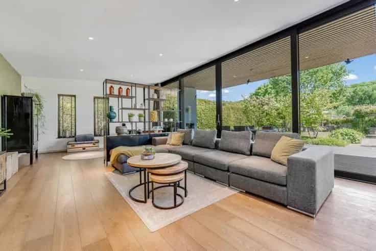 Huis Te Koop Instapklare Woning Tuingerichte Aanbouw