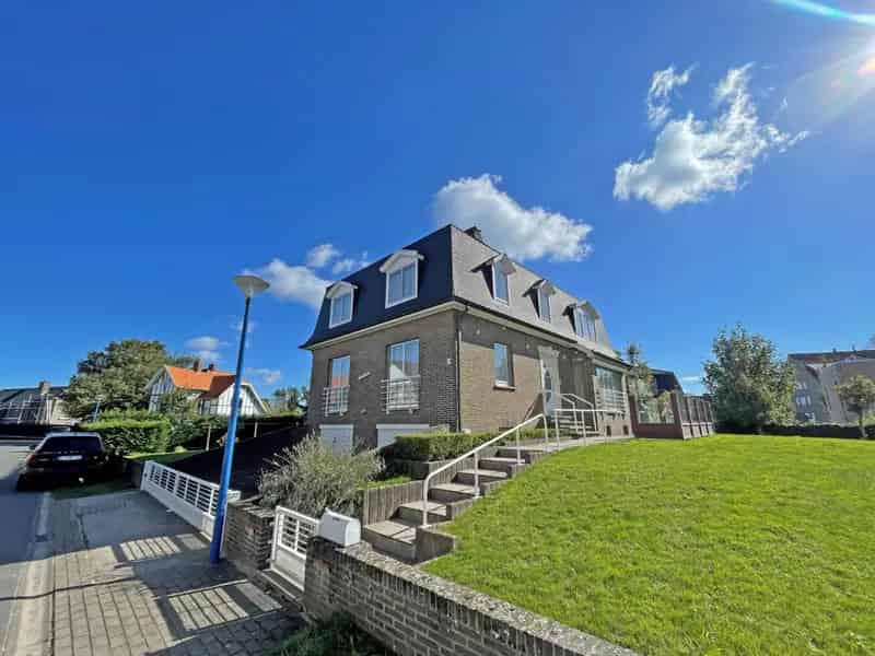 Huis te huur Sint-Idesbald: Renovatieproject nabij strand