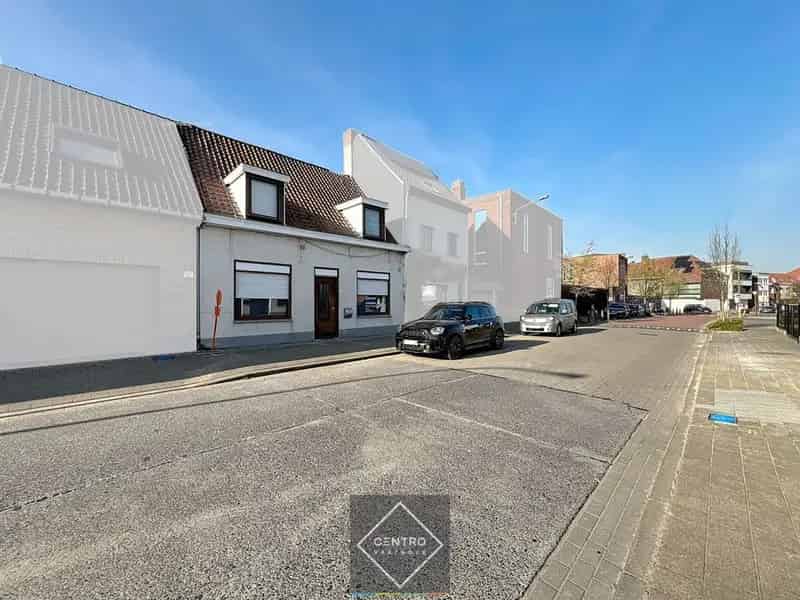 Te koop: 3 Slaapkamers starterswoning Heule