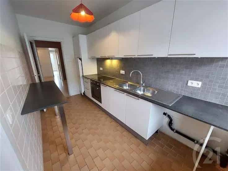 Appartement 3 slaapkamers te koop met terrassen en garage