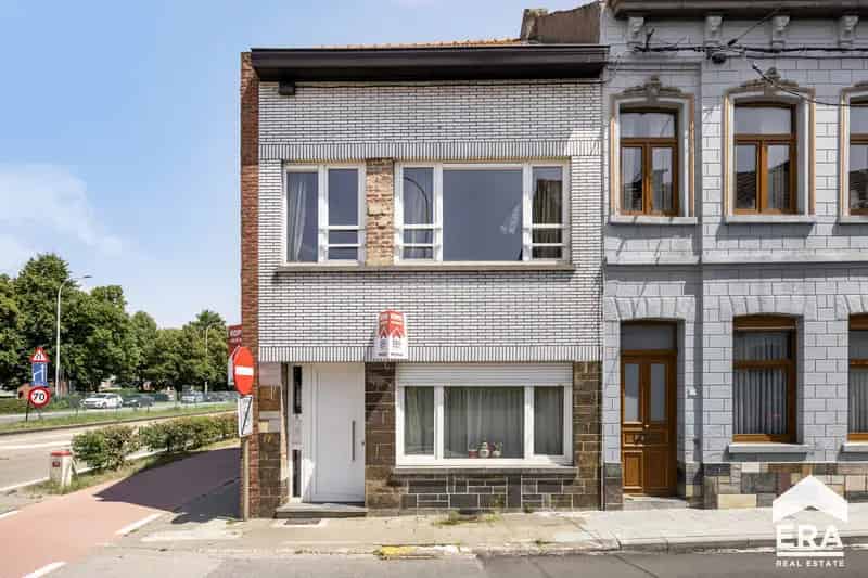 Huis te koop Tienen: Instapklare Rijwoning met Tuin