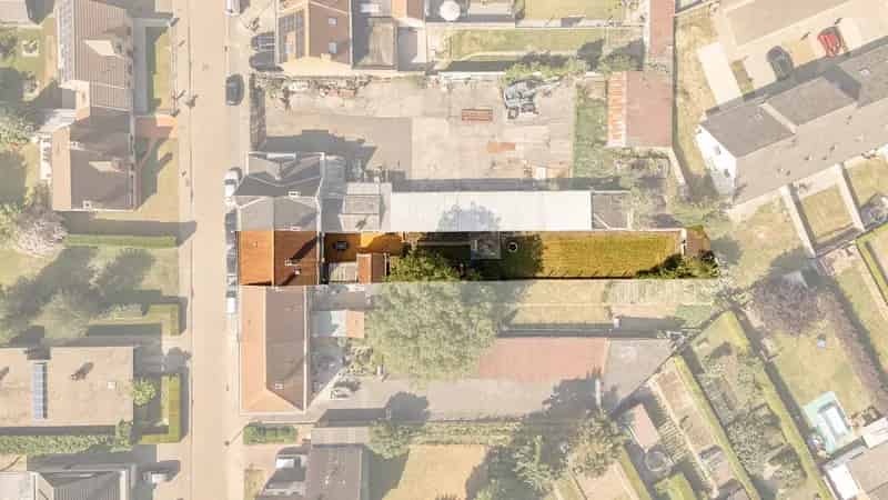 Ruime woning 439m² 3 slaapkamers Rustige ligging Grote tuin