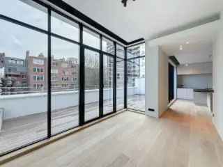 Duplex Appartement te Huur Elsene 3 slaapkamers 2 terrassen