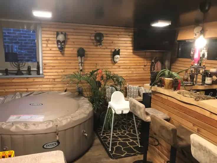 Landhuis Te Koop: Gezinswoning met Zwembad en Jacuzzi