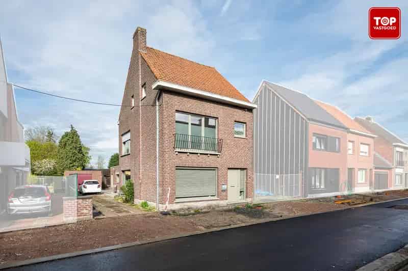 Huis te huur Eeklo: 3 slaapkamers, tuin, garage