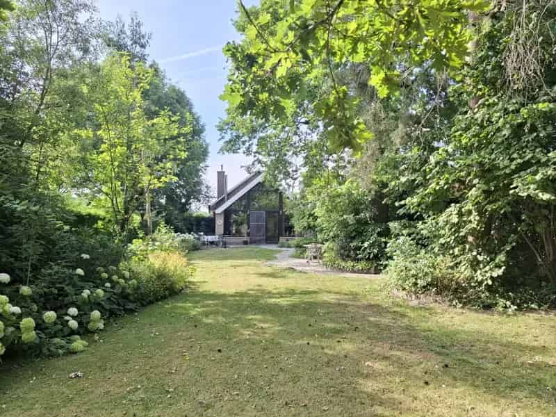 Huis te huur Berlare: Rustige woning met tuin en garage