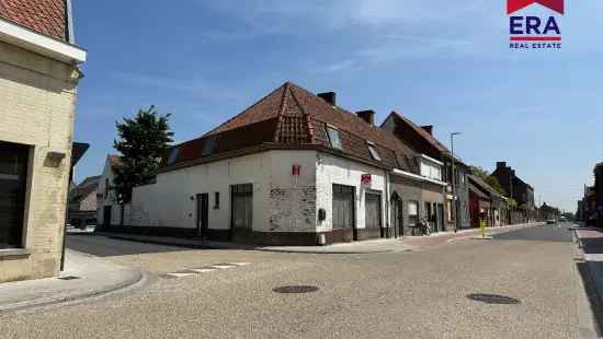 Woning met 4 slaapkamers en garage