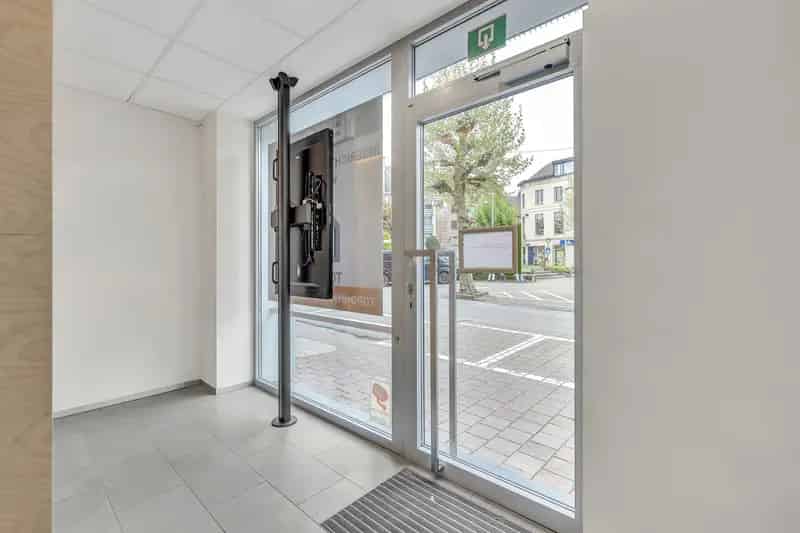 Kantoorgebouw 400m² te huur