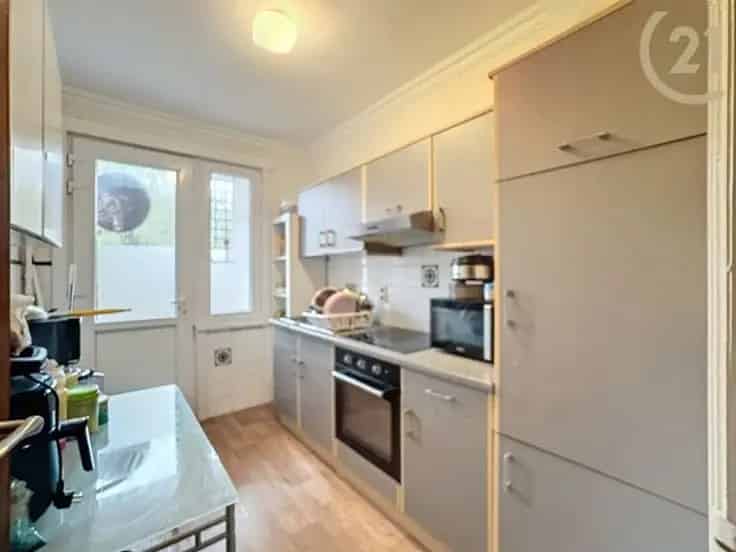Appartement Te Koop Koningslo  2 slaapkamers Duplex potentieel