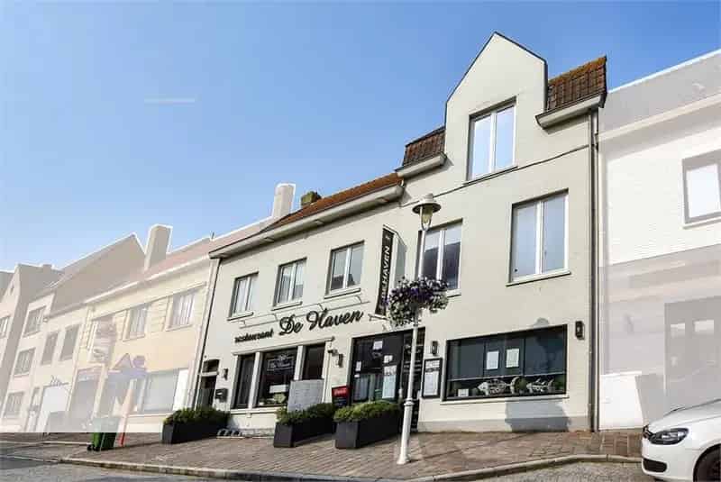 Handelspand te koop Nieuwpoort Restaurant met Appartement Potenti