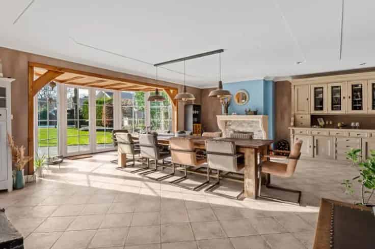 Villa te Koop Essen Heikant Ruime woning Zwembad