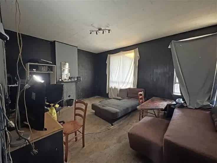 Te renoveren woning 4 slaapkamers Seraing