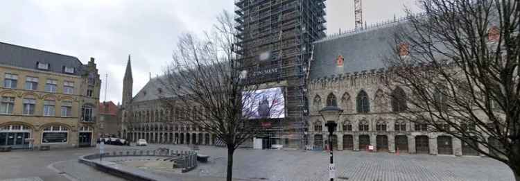 Verhuur van karaktervol winkelpand nabij Grote Markt