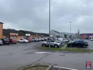 Garagebox te Koop Andenne Centrum Nabij Winkels