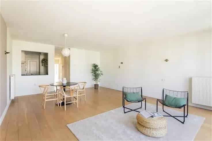 Appartement te koop Brasschaat Centrum - Uitzicht Oud Gemeentehuis