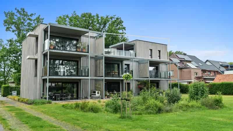 Penthouse te huur Genk 2 slaapkamers ruim terras