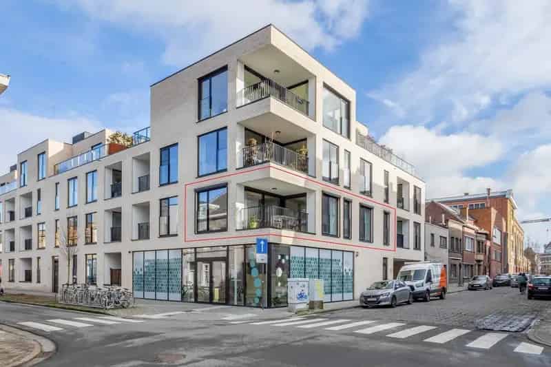 Appartement te koop Gent: 2 slaapkamers, terras, instapklaar