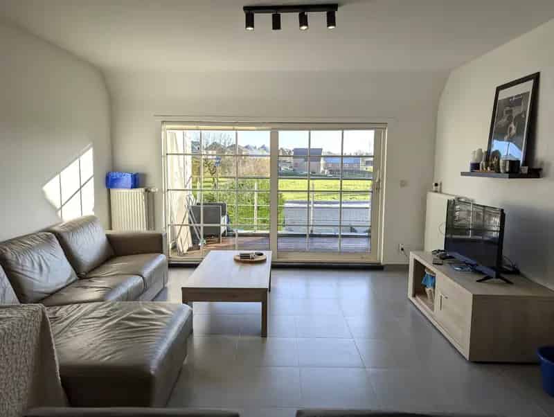 Appartement te huur 2 slaapkamers terras garage