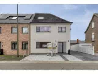 Huis te koop Geetbets - Moderne woning met ruime tuin en garage