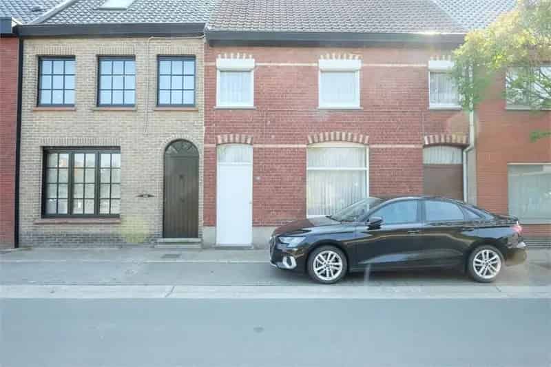 Huis te koop Kortemark 3 slaapkamers renovatieproject