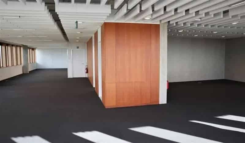 Nieuwbouw Kantoren te Huur Nabij Snelweg