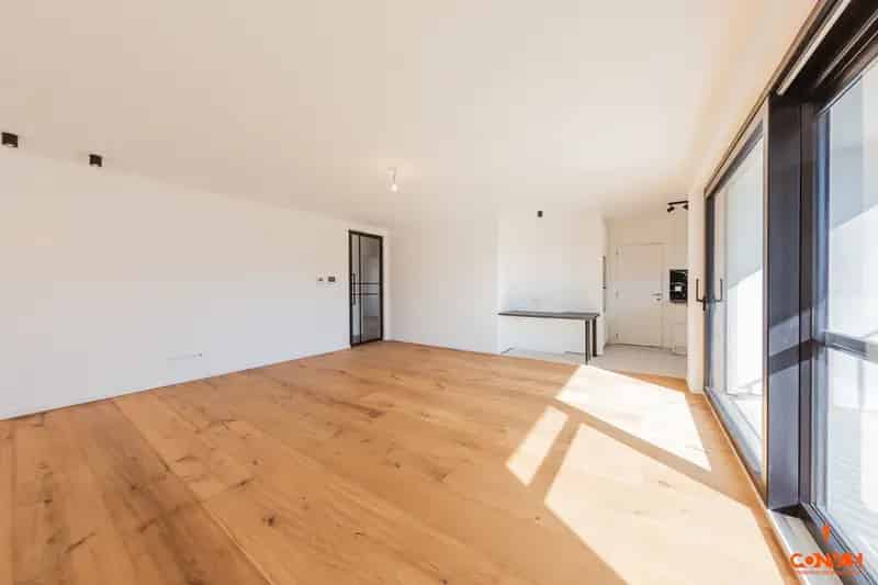 Appartement te koop in Sint-Amandsberg: 2 slaapkamers, zonnig terras
