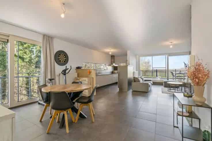 Appartement Te Koop Meerbeke: Energiezuinig 2 Slaapkamers Terras Garage