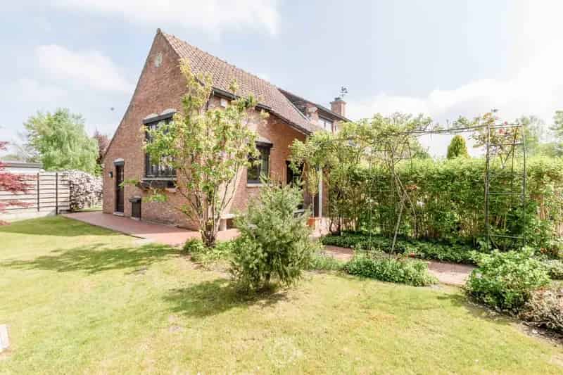 Huis te huur: Charmante villa met grote tuin nabij Waasland Shopping
