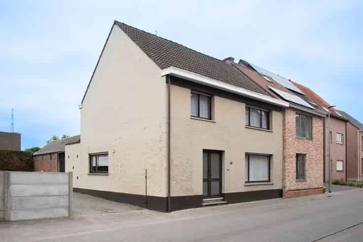 Huis Te Koop Bornem: 184m² Instapklare Woning met Grote Tuin en Schuur
