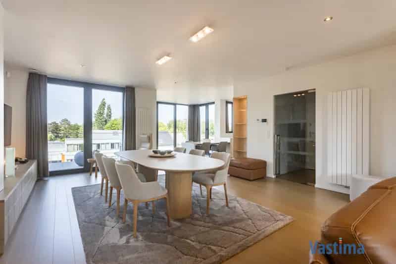 Penthouse te Koop in Aalst: Unieke Woning met Comfort en Natuur
