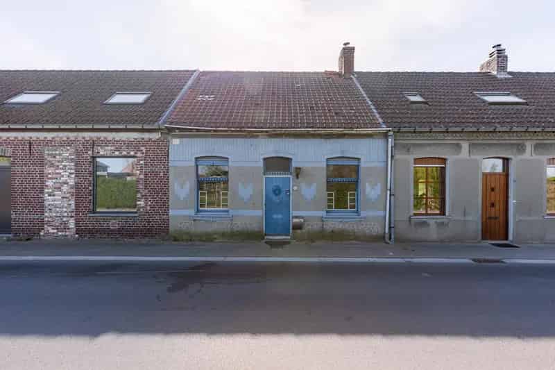 Huis te huur Torhout: Renovatieproject met 2 slaapkamers en ruime tuin