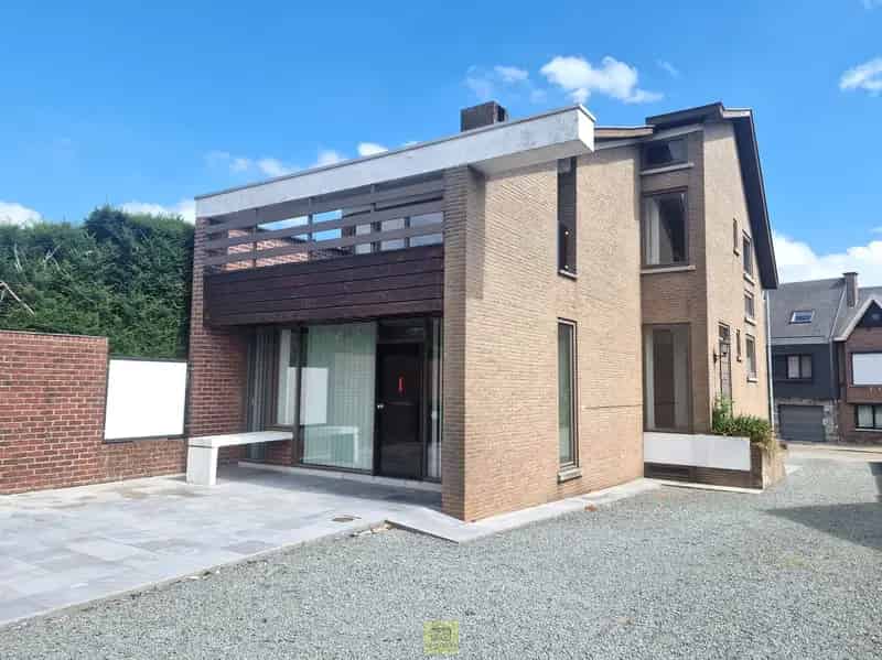 Huis te koop: Karaktervolle woning jaren 70