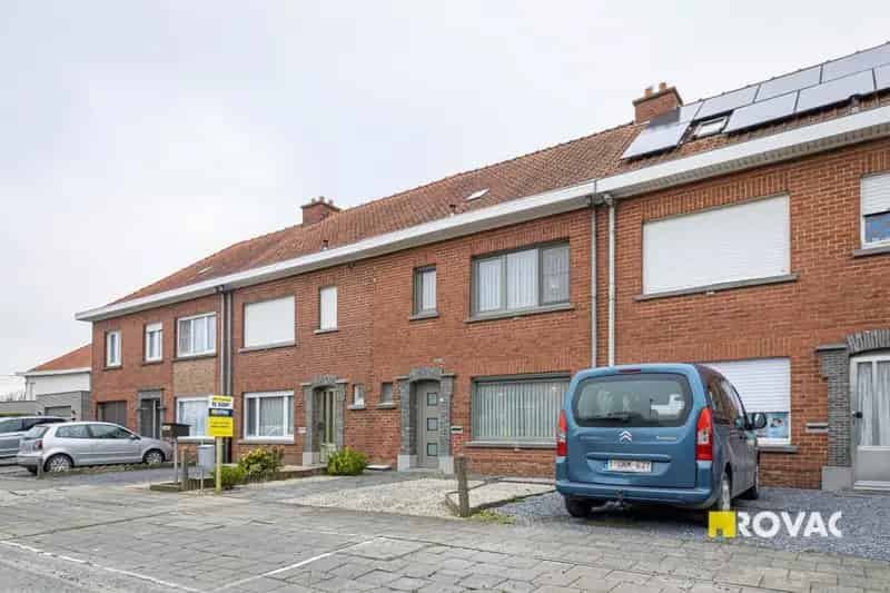 Rijwoning 3 slaapkamers garage uitweg