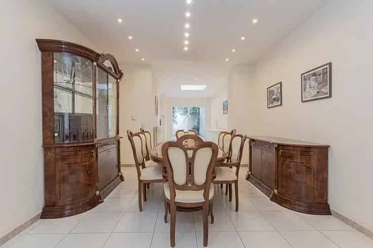 Huis Te Koop Antwerpen 4 Slaapkamers Tuin 233m²