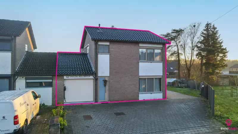 Ruime woning met zelfstandige activiteit 206m²
