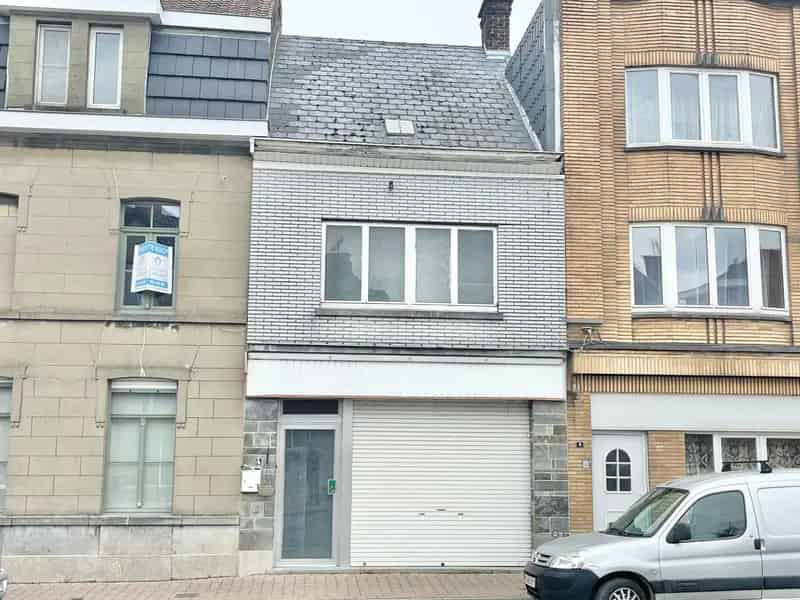 Te renoveren woning 4 slaapkamers tuin bijgebouwen