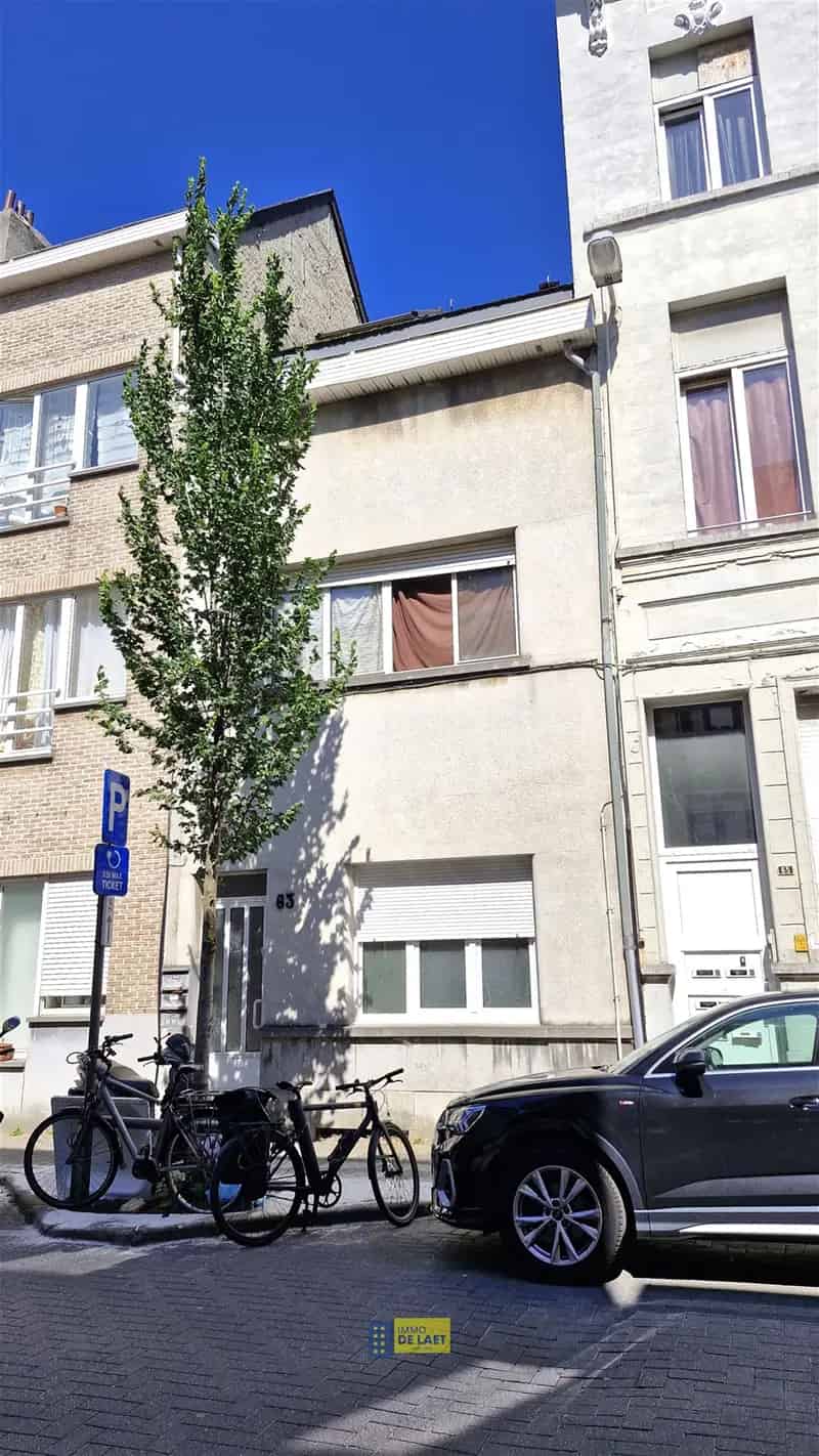 Te renoveren rijwoning Antwerpen-Noord