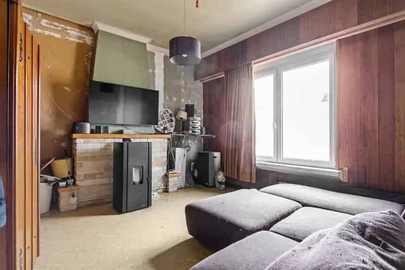Karaktervolle woning met potentieel te renoveren in Steendorp