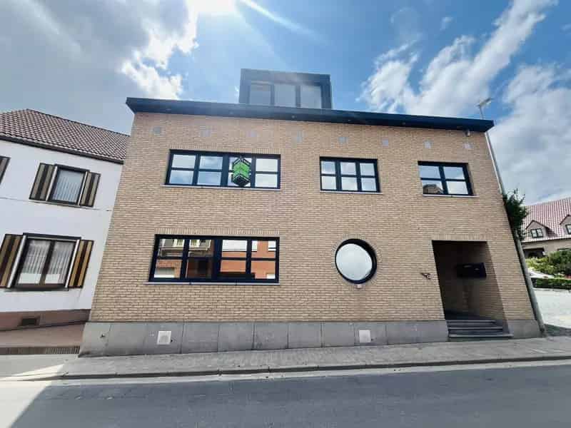 Appartement te Koop Okegem 3 Slaapkamers Terras