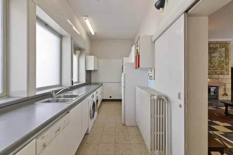Huis te koop Brugge 6 slaapkamers garage renovatieproject
