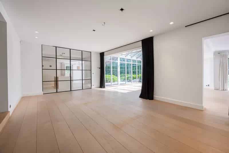 Instapklare Villa 3750m² Grond